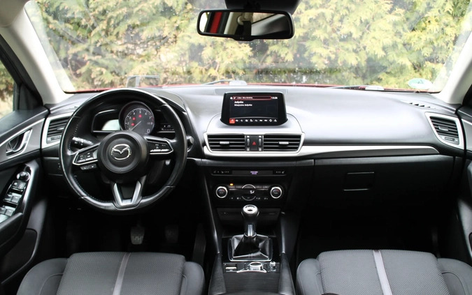 Mazda 3 cena 59800 przebieg: 90000, rok produkcji 2017 z Nowy Sącz małe 46